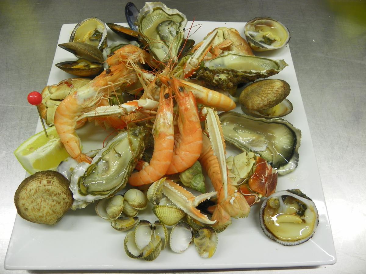 Logis- Hotel Spa Restaurant L'Epicurial Saint-Pey-de-Castets Kültér fotó