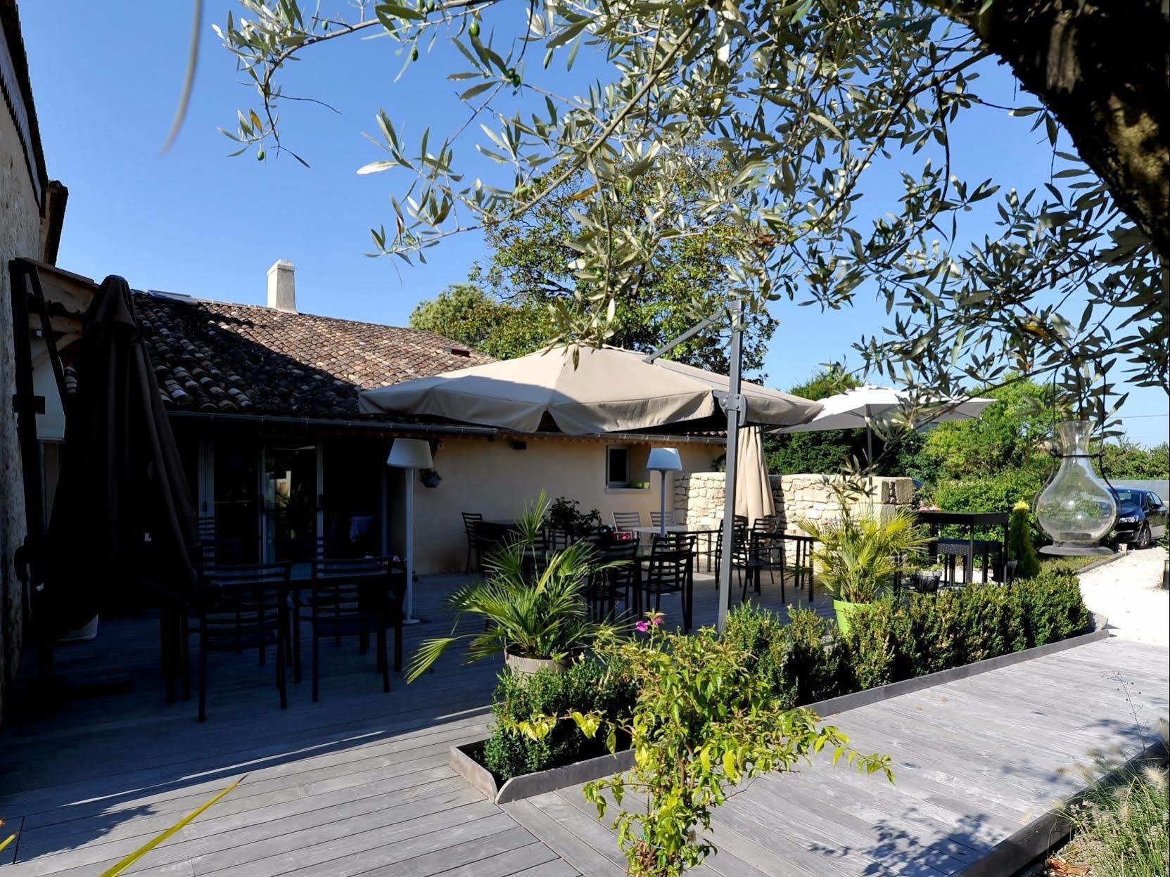 Logis- Hotel Spa Restaurant L'Epicurial Saint-Pey-de-Castets Kültér fotó