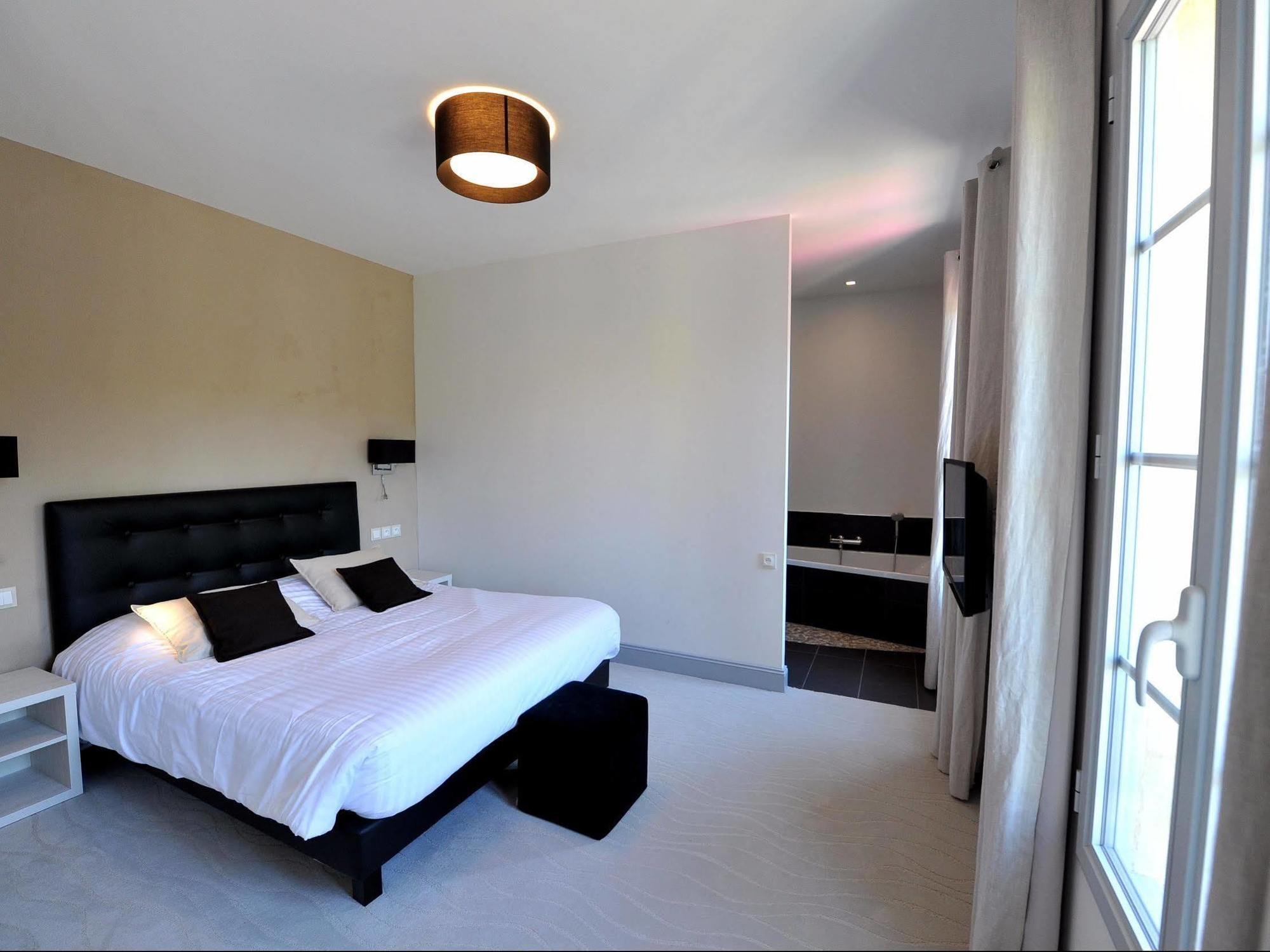 Logis- Hotel Spa Restaurant L'Epicurial Saint-Pey-de-Castets Kültér fotó