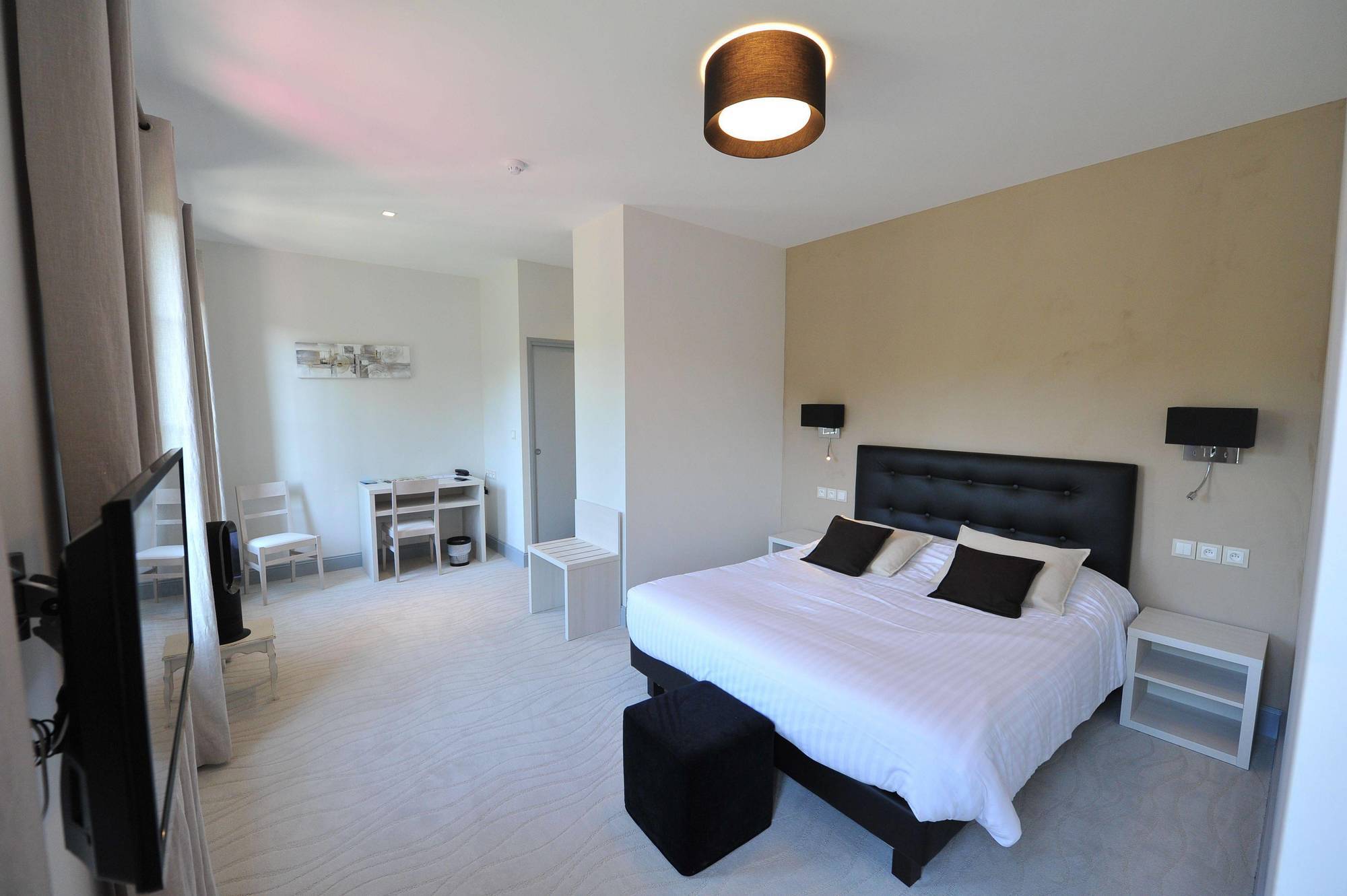 Logis- Hotel Spa Restaurant L'Epicurial Saint-Pey-de-Castets Kültér fotó