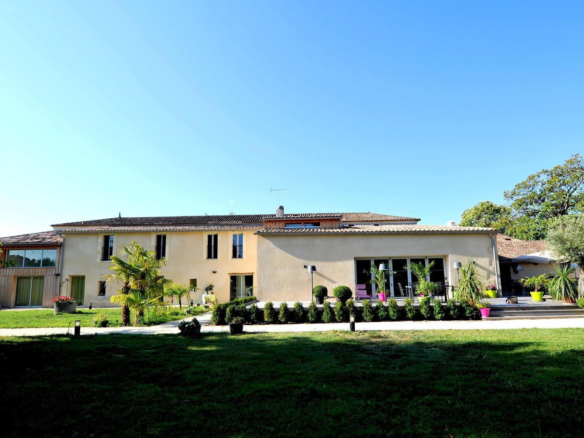 Logis- Hotel Spa Restaurant L'Epicurial Saint-Pey-de-Castets Kültér fotó