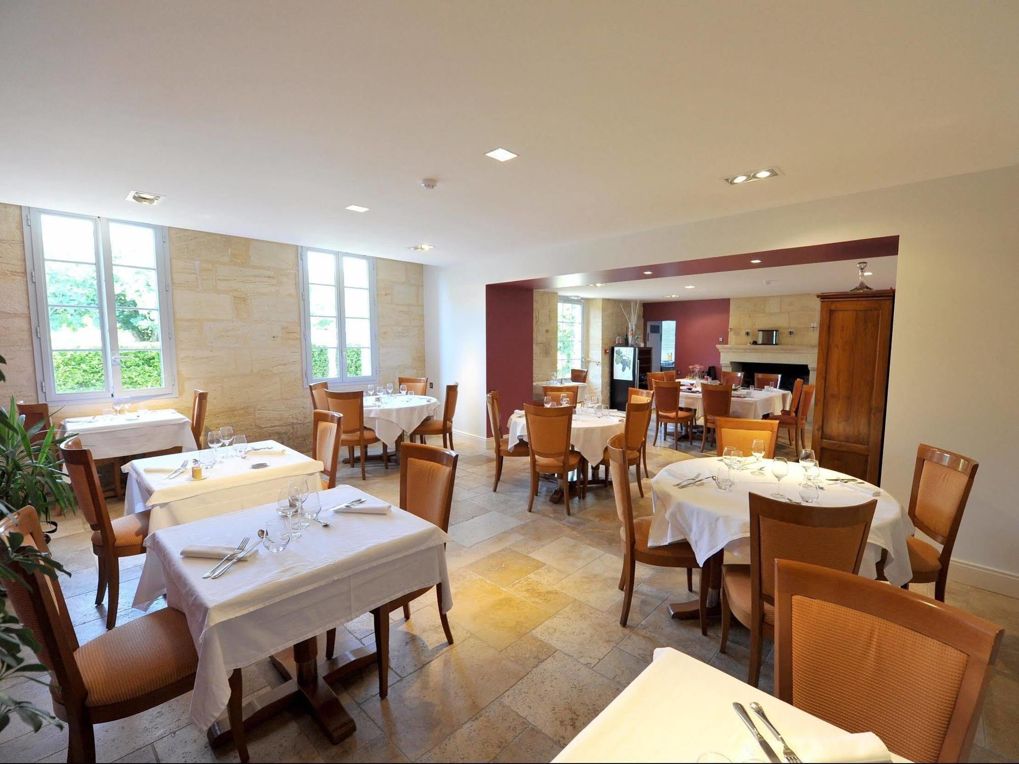 Logis- Hotel Spa Restaurant L'Epicurial Saint-Pey-de-Castets Kültér fotó